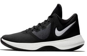 Nike Air Versatile Li Basketball Shoe